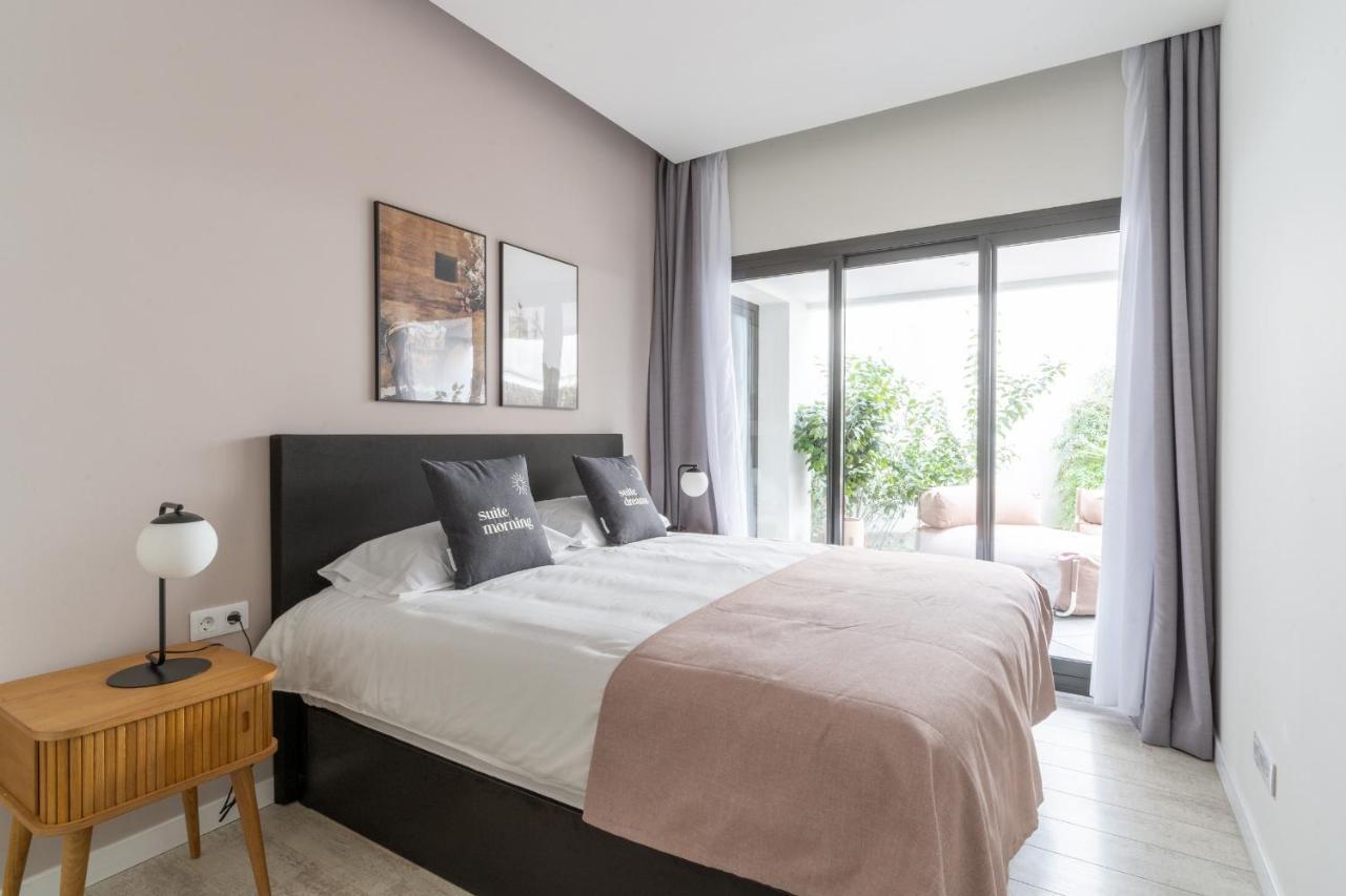 Limehome Barcelona Rector Triado Buitenkant foto